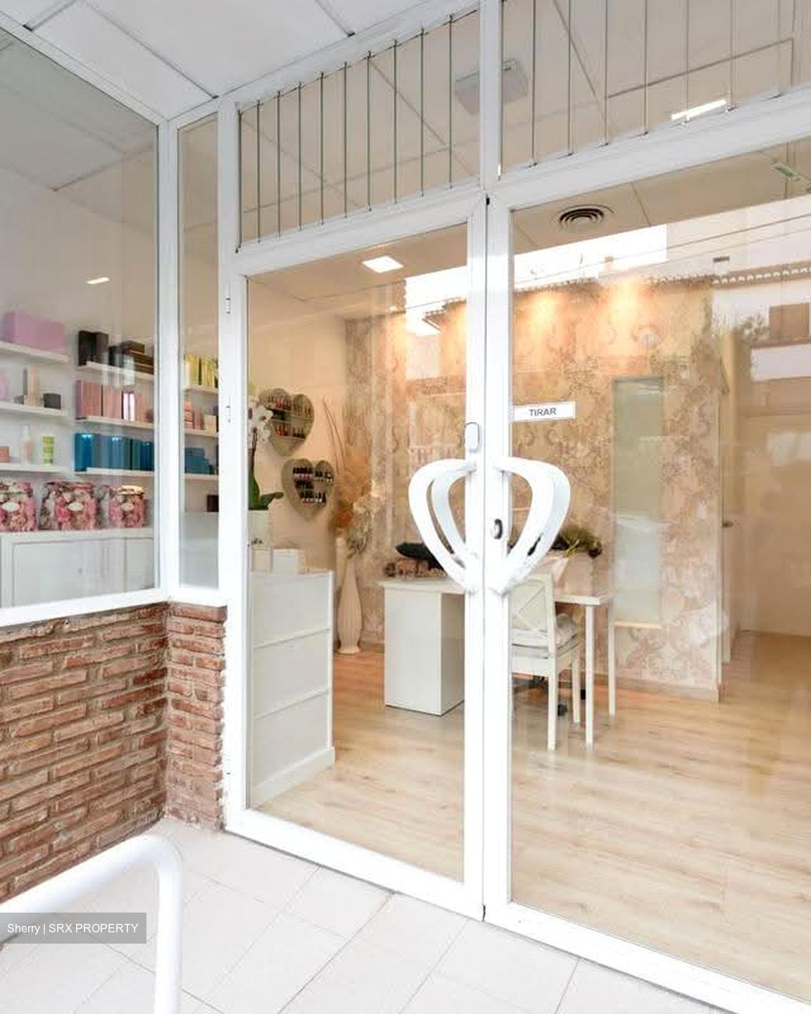 High Street Centre (D6), Shop House #618679431